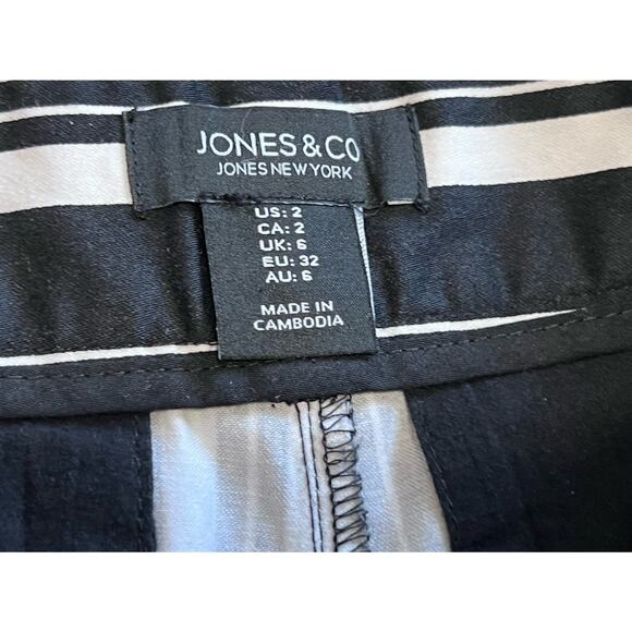 Jones New York Chino Shorts Women's Sz 2 Black/White Striped NWT - Picture 4 of 4